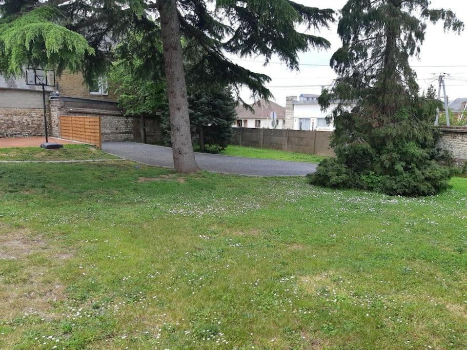 "L'Etape Normande" Gite 70M2 Terrasse Terrain Clos 500 M2 3 Voitures Villa Grand-Couronne Exterior photo